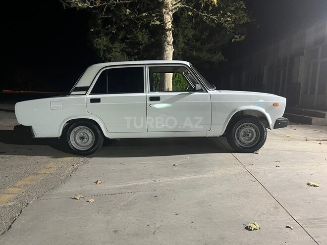 LADA (VAZ) 2107-5