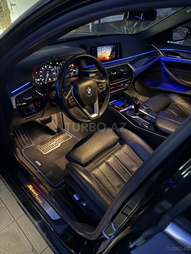BMW 530-11