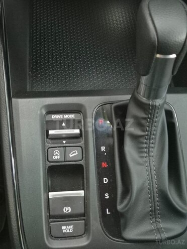 Honda CR-V-11