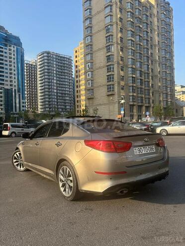 Kia Optima-11