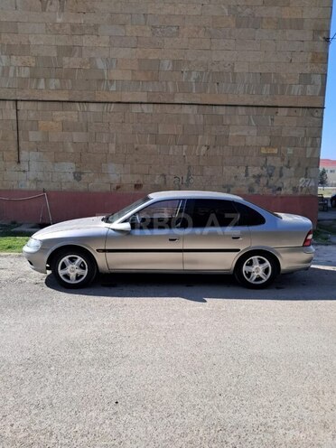 Opel Vectra-6