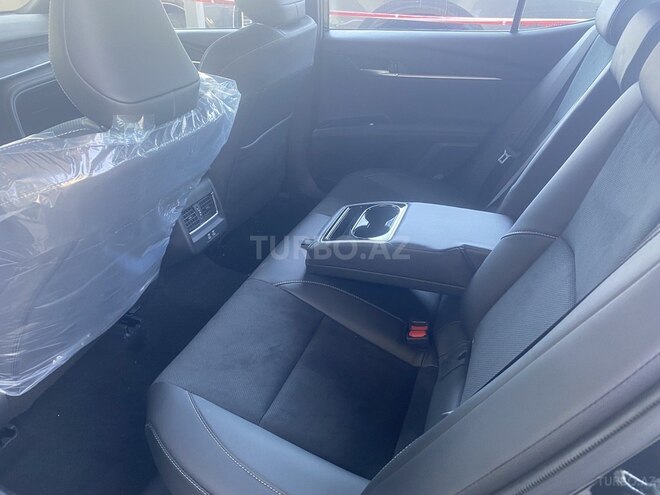 Toyota Camry-7