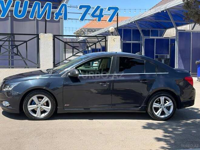 Chevrolet Cruze-6