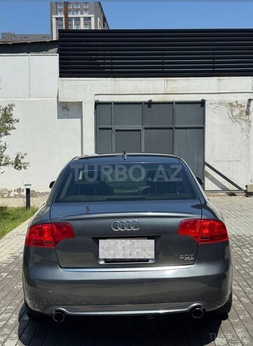 Audi A4-5