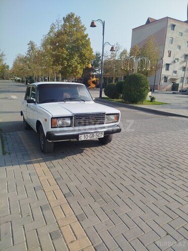 LADA (VAZ) 2107-2