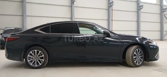 Lexus ES 300h-3