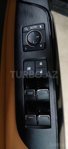 Lexus ES 300h-16