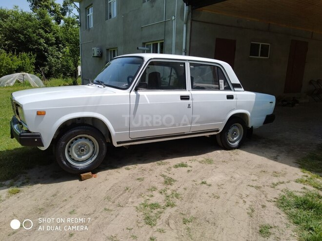 LADA (VAZ) 2107-5