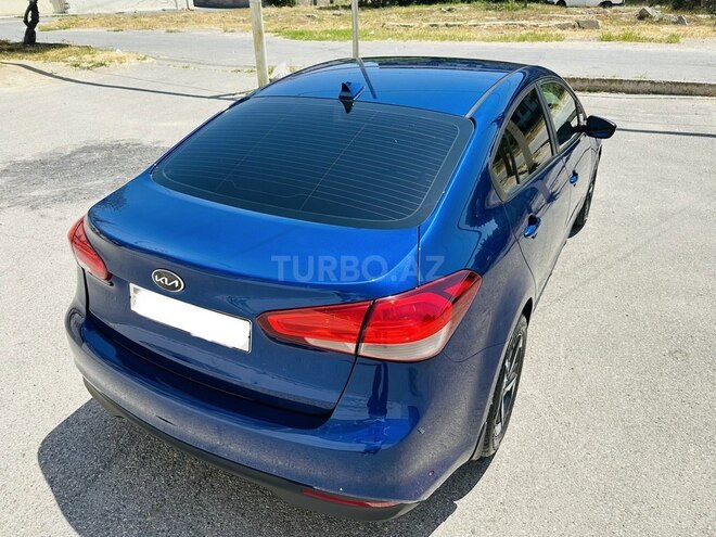 Kia Cerato-10