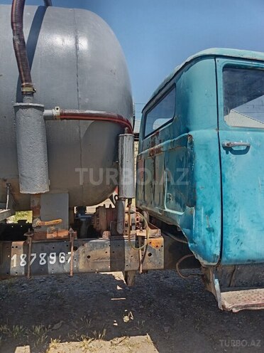 ZIL 130-4