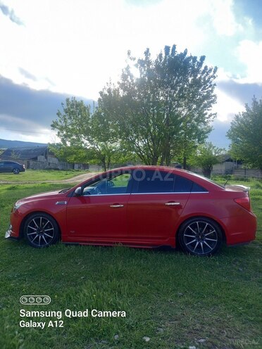 Chevrolet Cruze-9