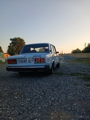 LADA (VAZ) 2107-2