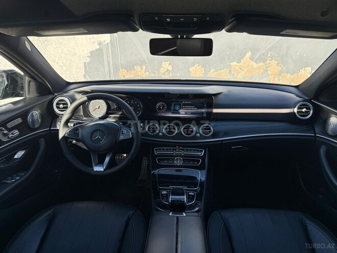 Mercedes E 300-12