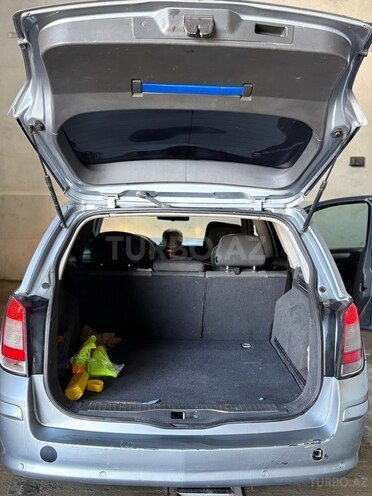 Opel Astra-10