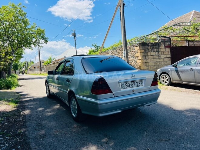 Mercedes C 180-5