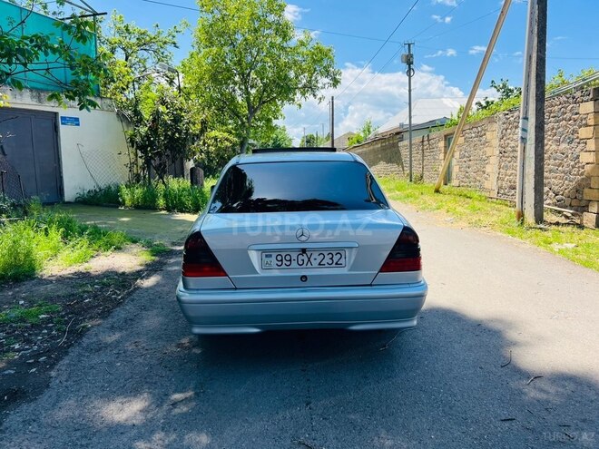 Mercedes C 180-4