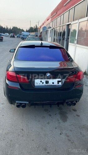 BMW 528-9