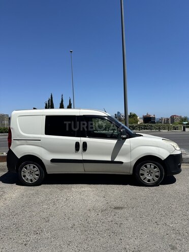 Fiat Doblo-2