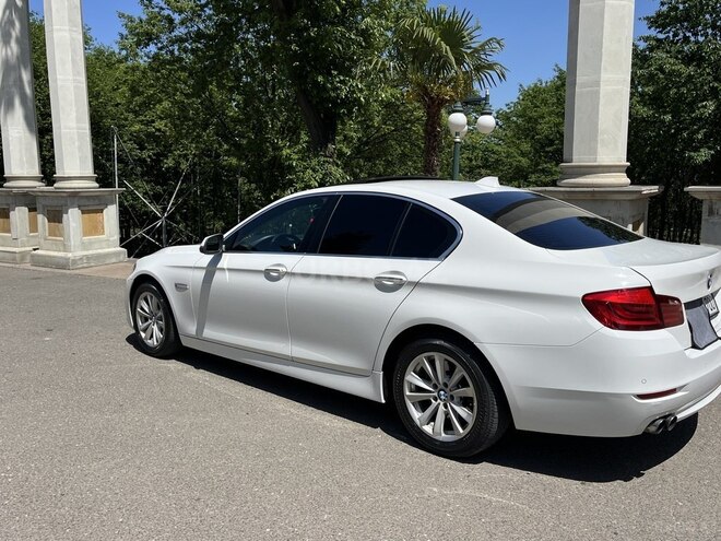 BMW 528-2