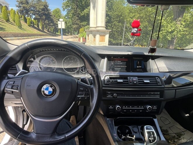 BMW 528-7