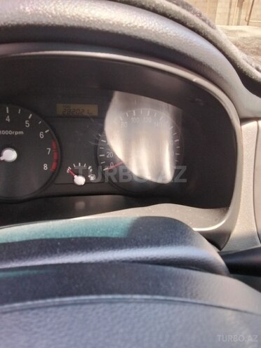 Kia Rio-10