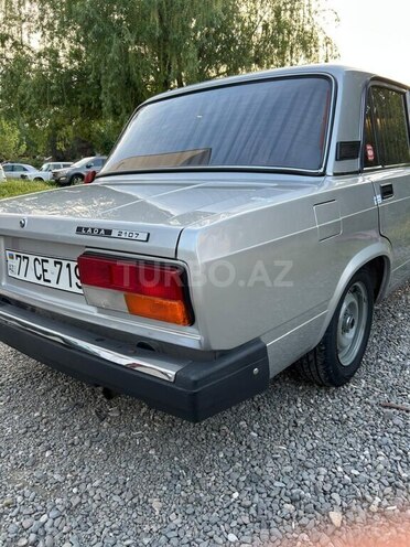 LADA (VAZ) 2107-5