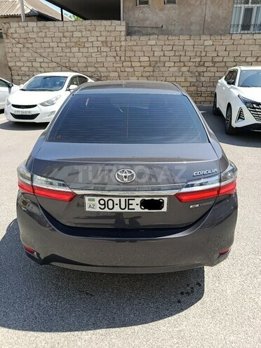 Toyota Corolla-5