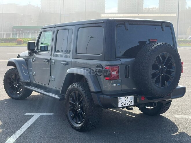 Jeep Wrangler-4