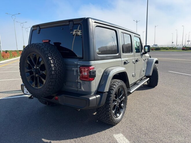 Jeep Wrangler-5