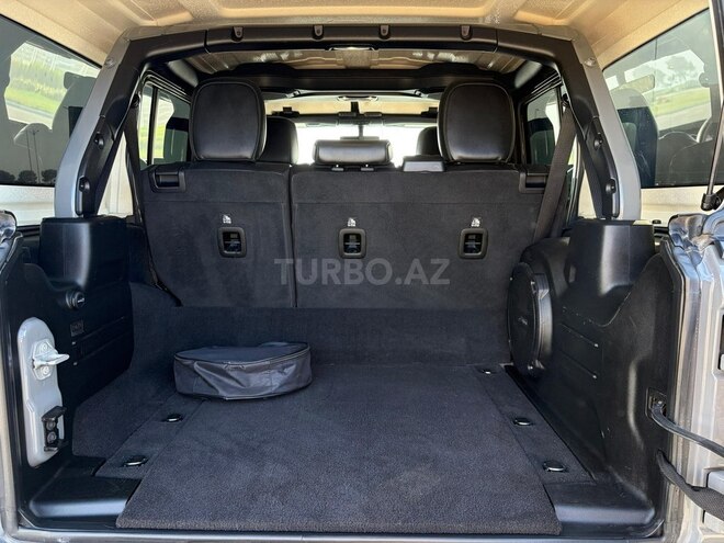 Jeep Wrangler-18