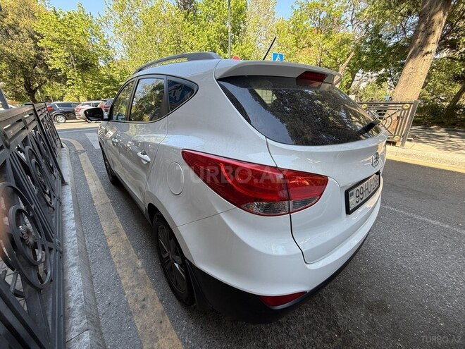Hyundai ix35-4