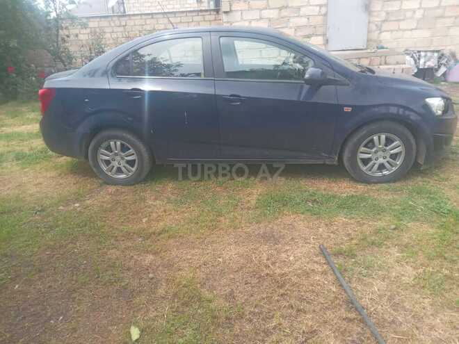 Chevrolet Aveo-3