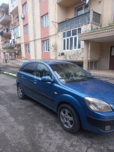 Kia Rio-2