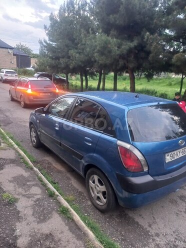 Kia Rio-4