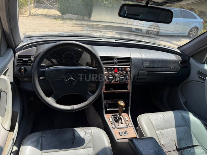 Mercedes C 230-4