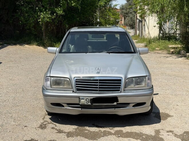 Mercedes C 230-1