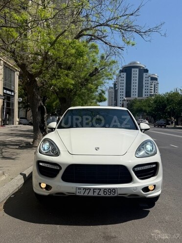 Porsche Cayenne S-1