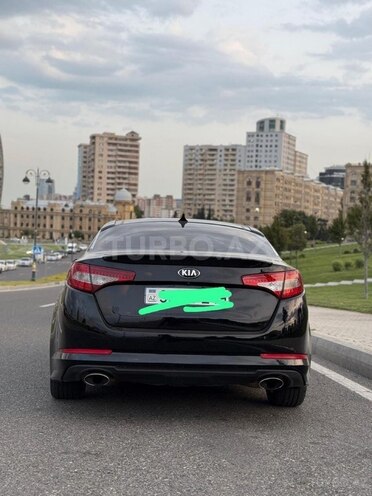 Kia Optima-3