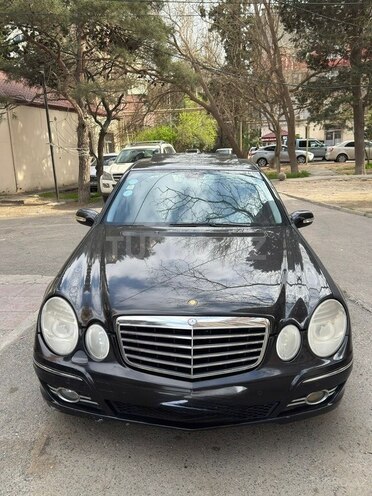 Mercedes E 200-5