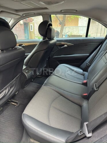Mercedes E 200-6