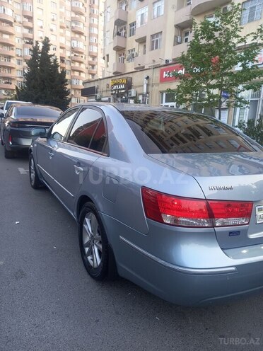 Hyundai Sonata-2