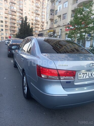 Hyundai Sonata-4