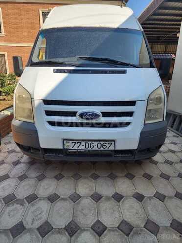Ford Transit-1