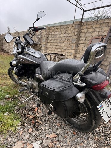 Bajaj Avenger 220-1