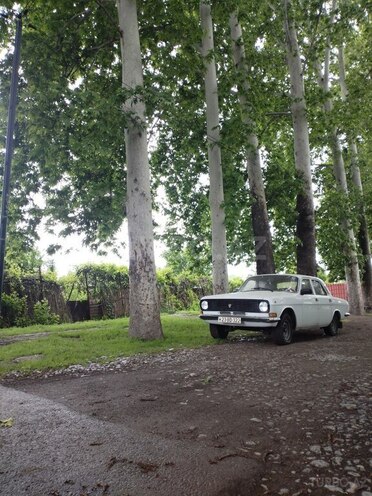 GAZ 24 "Volga"-7