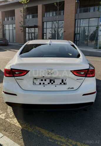 Honda Insight-9