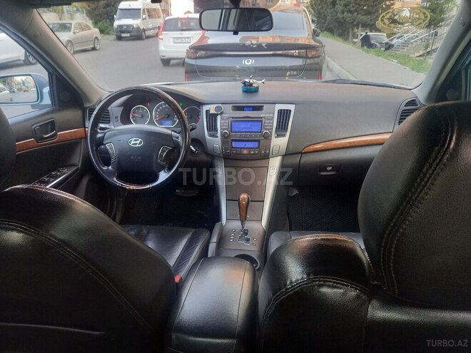 Hyundai Sonata-6