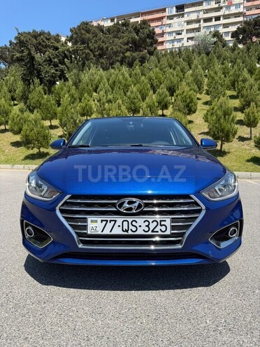 Hyundai Accent-1