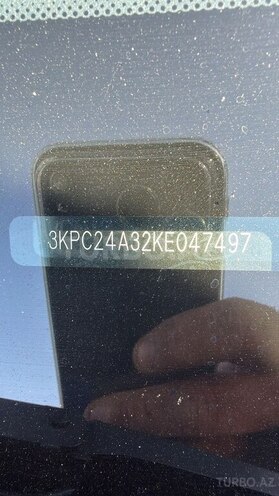 Hyundai Accent-11