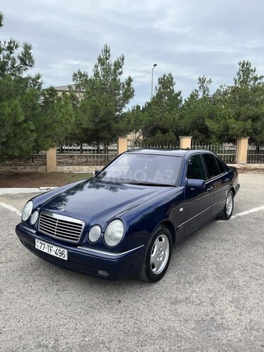 Mercedes E 200-3
